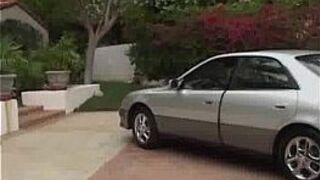 We fuck a gorgeous slut in my house - porn video