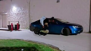 Street Walker Gets Fuck Outside - porn video