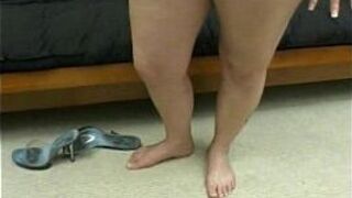 Busty slut play with her toy - porn video