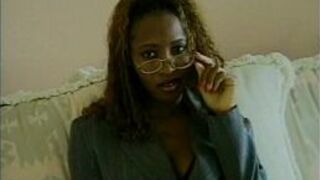 Gilf ebony chick gets it in - porn video